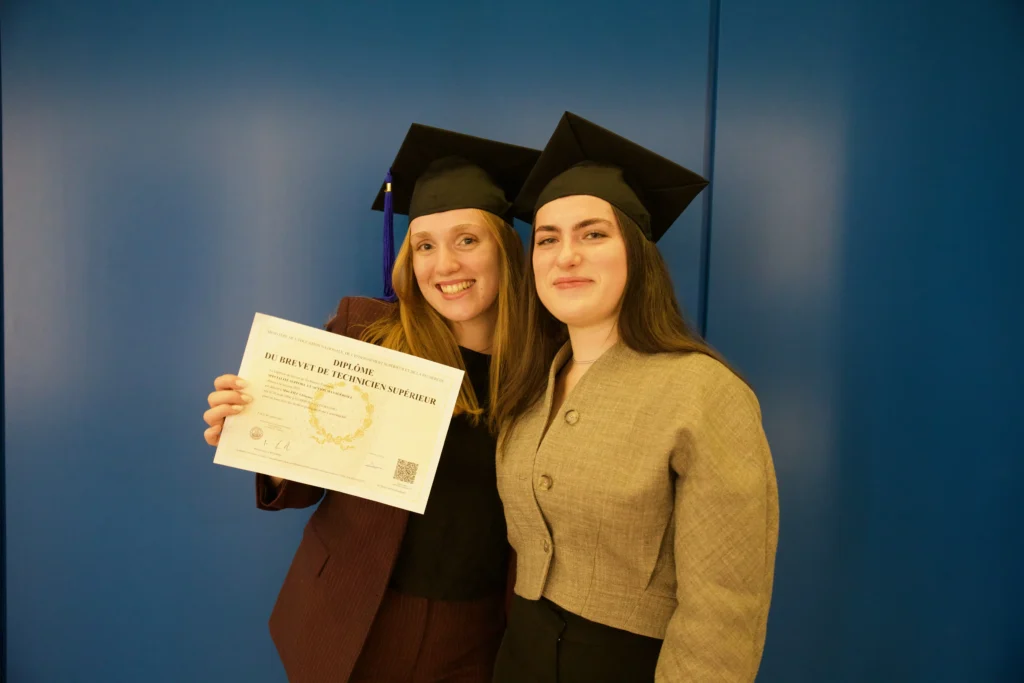 Apprenantes diplômés d'un niveau 5